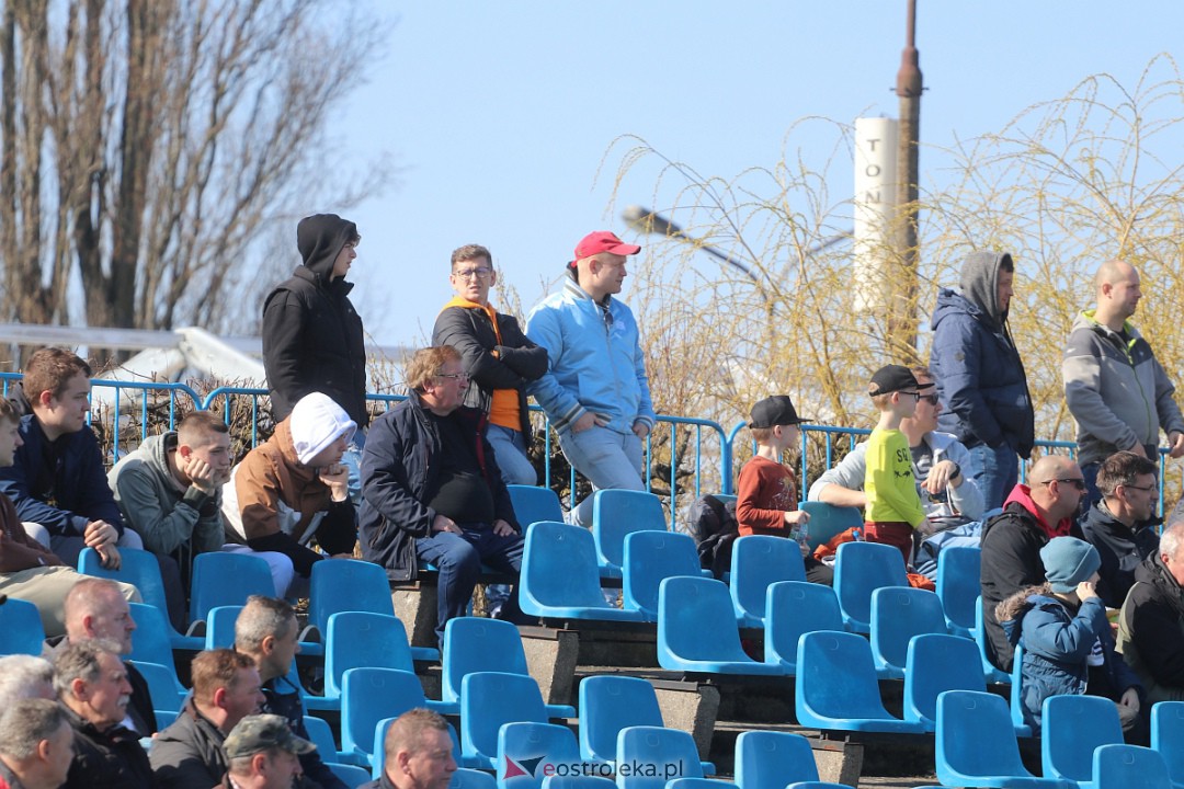 Narew Ostrołęka - Oskar Przysucha [08.04.2023] - zdjęcie #49 - eOstroleka.pl