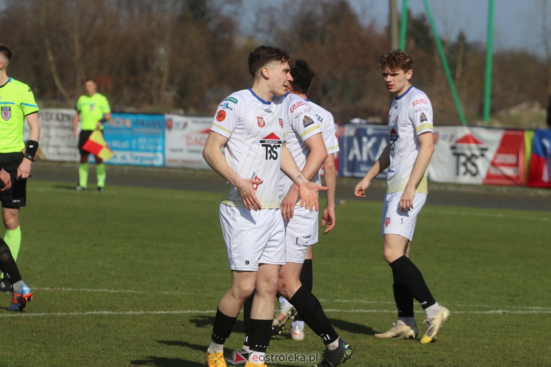 Narew Ostrołęka - Oskar Przysucha [08.04.2023] - zdjęcie #30 - eOstroleka.pl