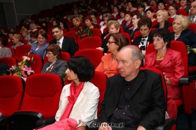  XX samorządu zawodowego pielegniarek(28-04-2011) - zdjęcie #37 - eOstroleka.pl