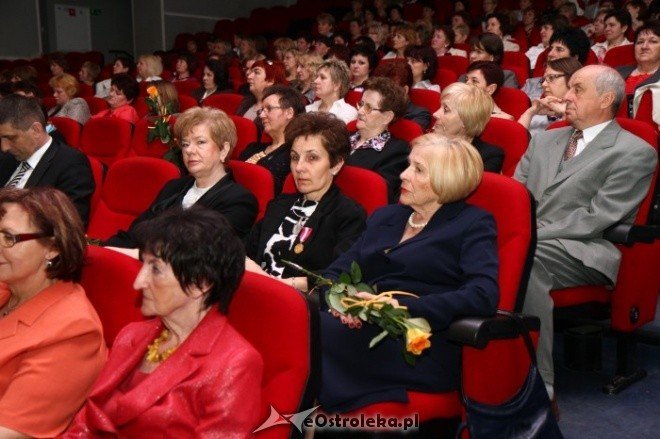  XX samorządu zawodowego pielegniarek(28-04-2011) - zdjęcie #32 - eOstroleka.pl