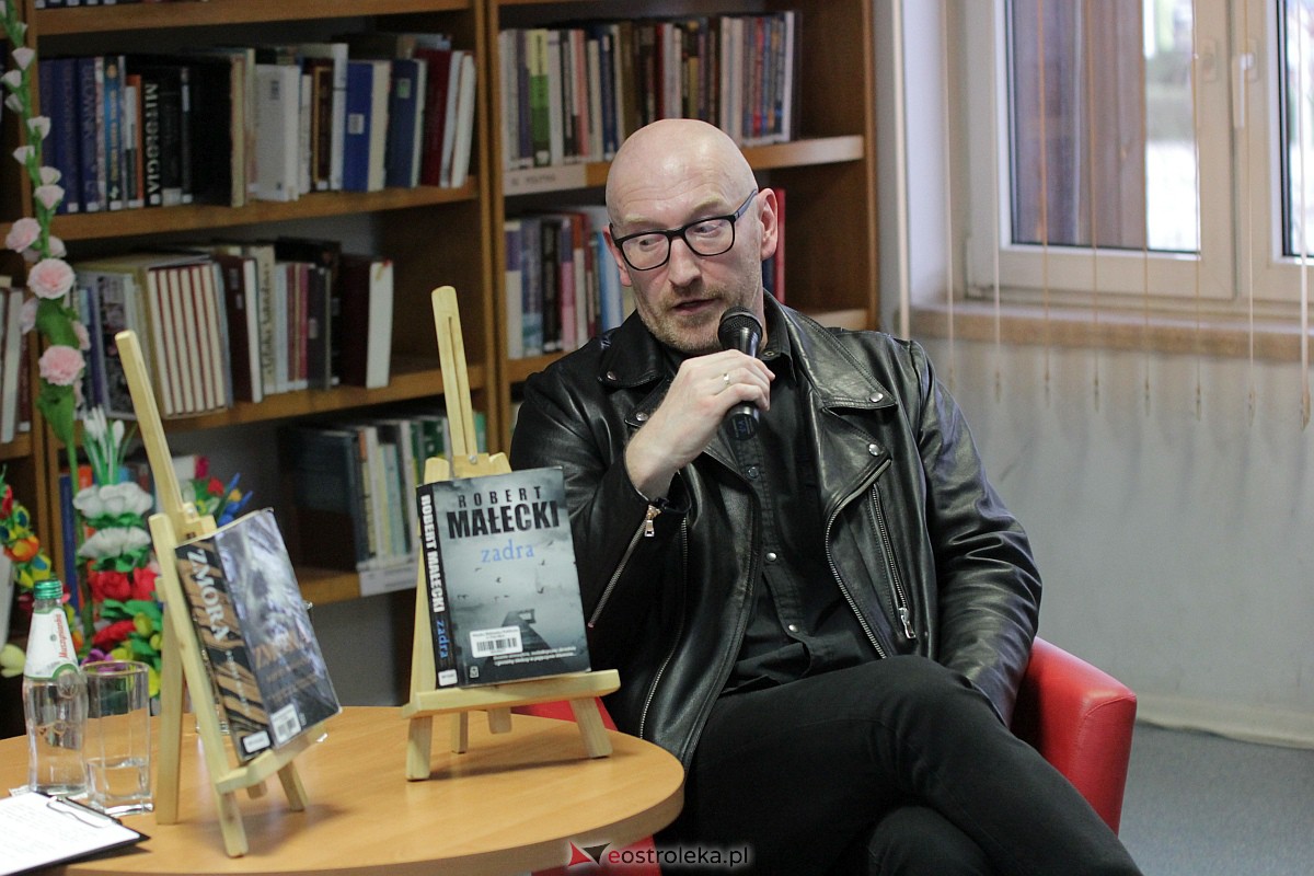 Robert Małecki w Ostrołęce [13.04.2023] - zdjęcie #6 - eOstroleka.pl