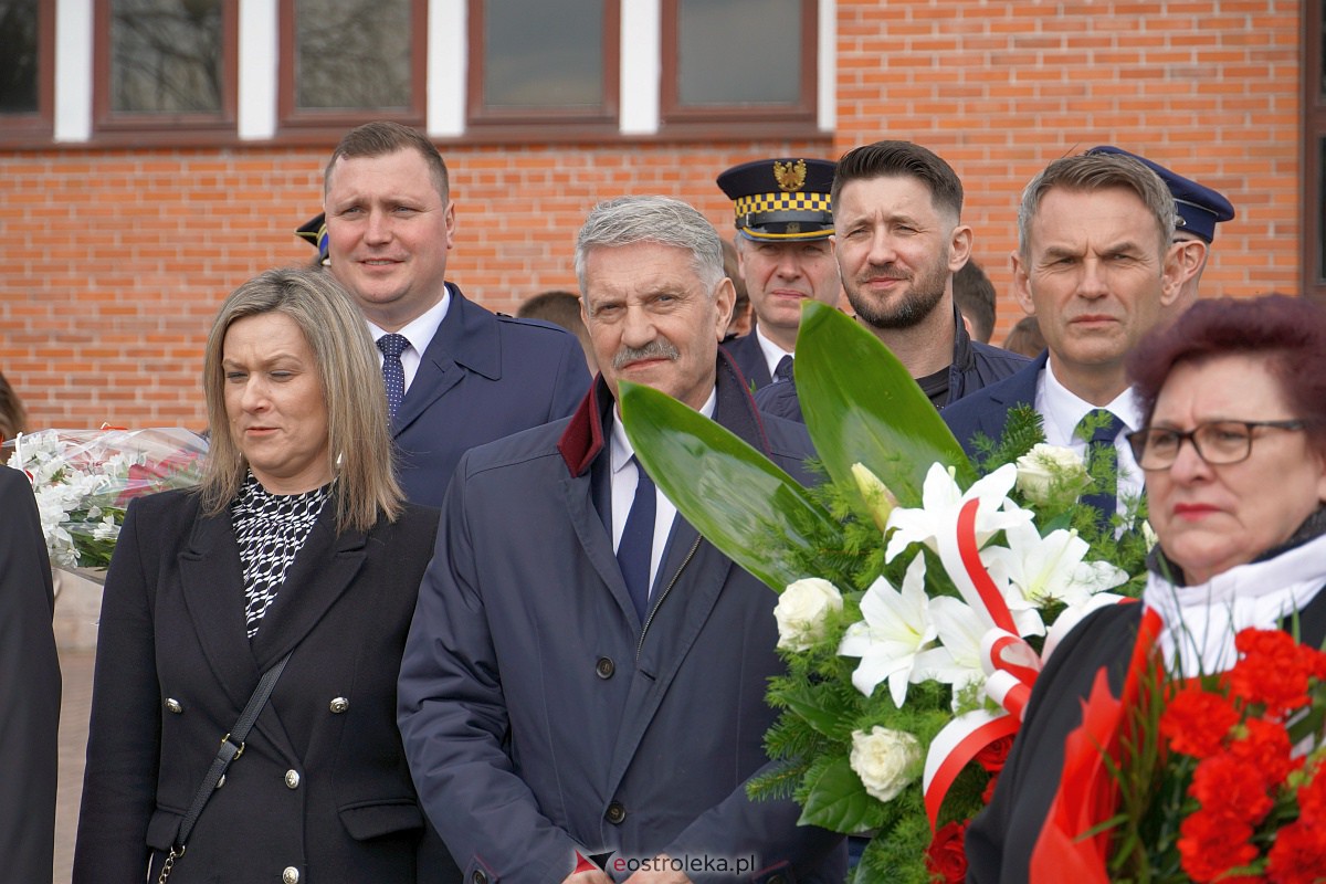 Obchody 83. Rocznicy Zbrodni Katynskiej w Ostrołęce [13.04.2023] - zdjęcie #48 - eOstroleka.pl