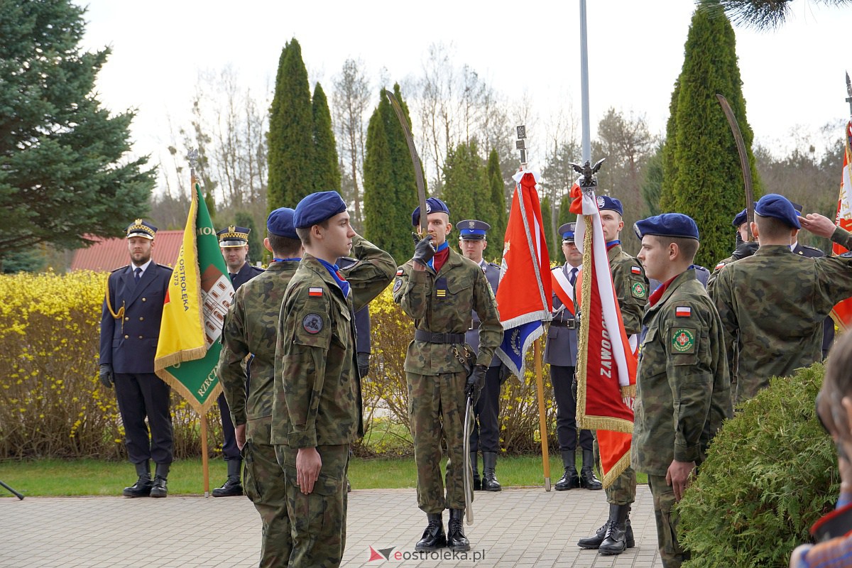 Obchody 83. Rocznicy Zbrodni Katynskiej w Ostrołęce [13.04.2023] - zdjęcie #42 - eOstroleka.pl