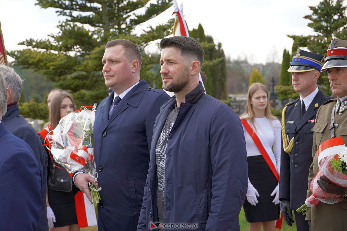 Obchody 83. Rocznicy Zbrodni Katynskiej w Ostrołęce [13.04.2023] - zdjęcie #28 - eOstroleka.pl