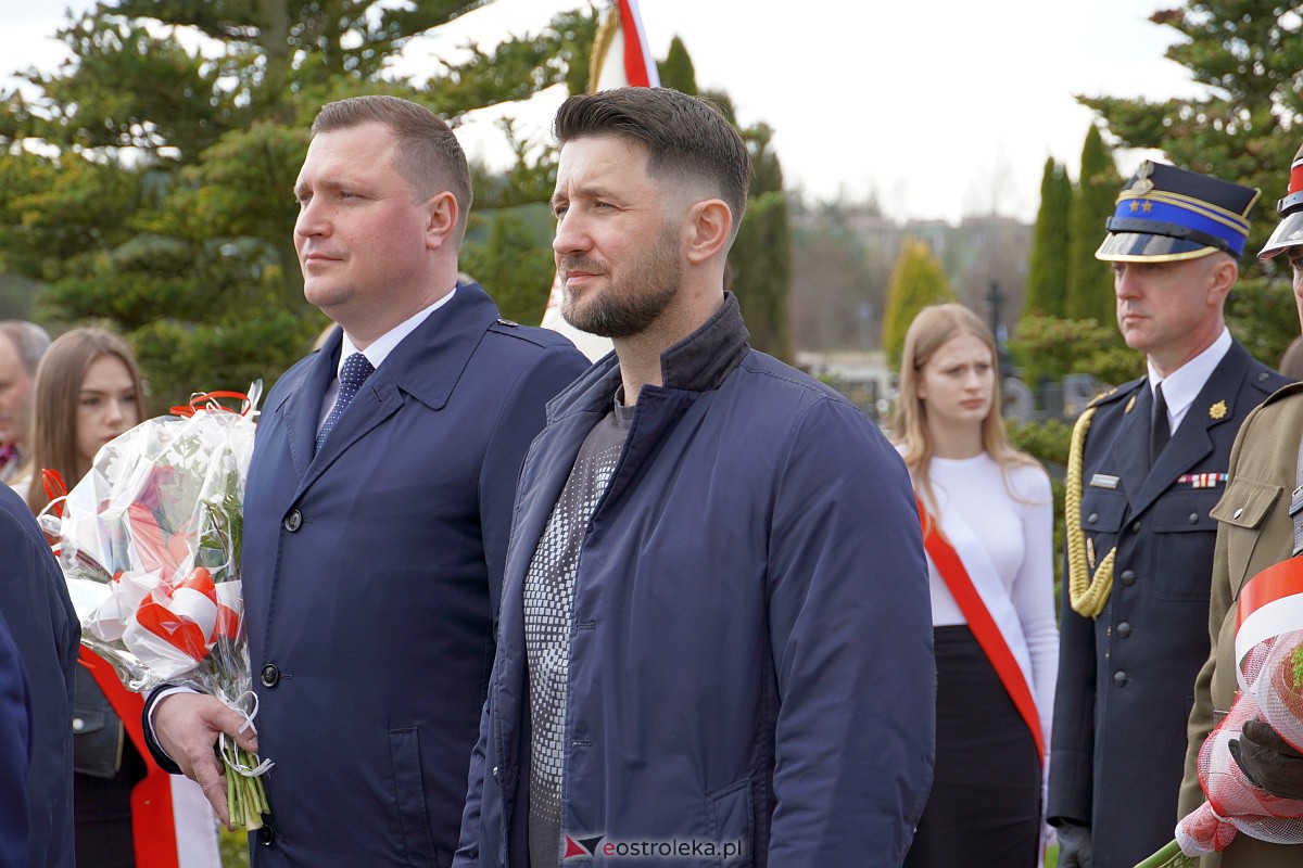 Obchody 83. Rocznicy Zbrodni Katynskiej w Ostrołęce [13.04.2023] - zdjęcie #27 - eOstroleka.pl