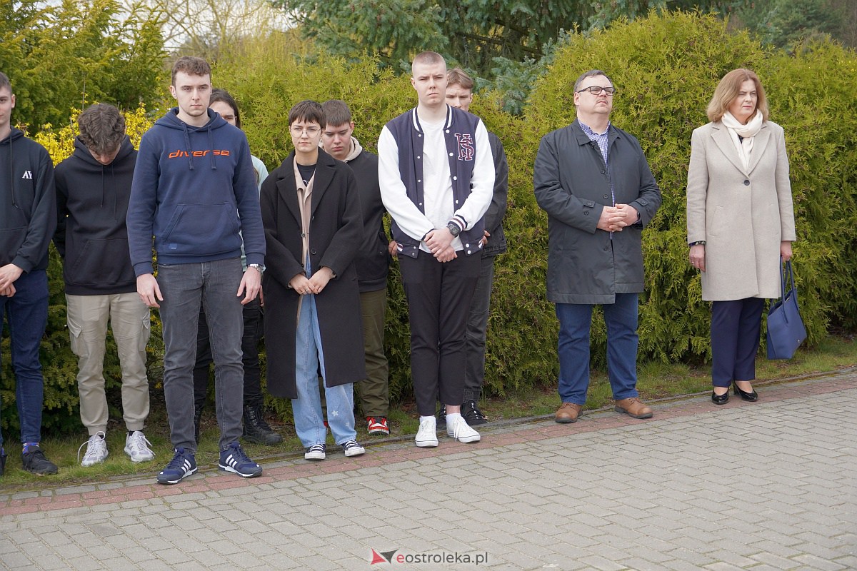 Obchody 83. Rocznicy Zbrodni Katynskiej w Ostrołęce [13.04.2023] - zdjęcie #22 - eOstroleka.pl