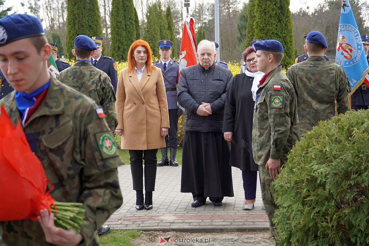 Obchody 83. Rocznicy Zbrodni Katynskiej w Ostrołęce [13.04.2023] - zdjęcie #16 - eOstroleka.pl