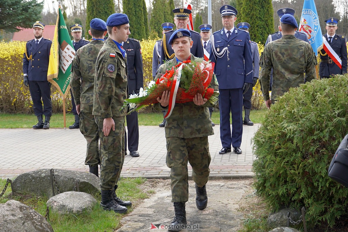 Obchody 83. Rocznicy Zbrodni Katynskiej w Ostrołęce [13.04.2023] - zdjęcie #1 - eOstroleka.pl