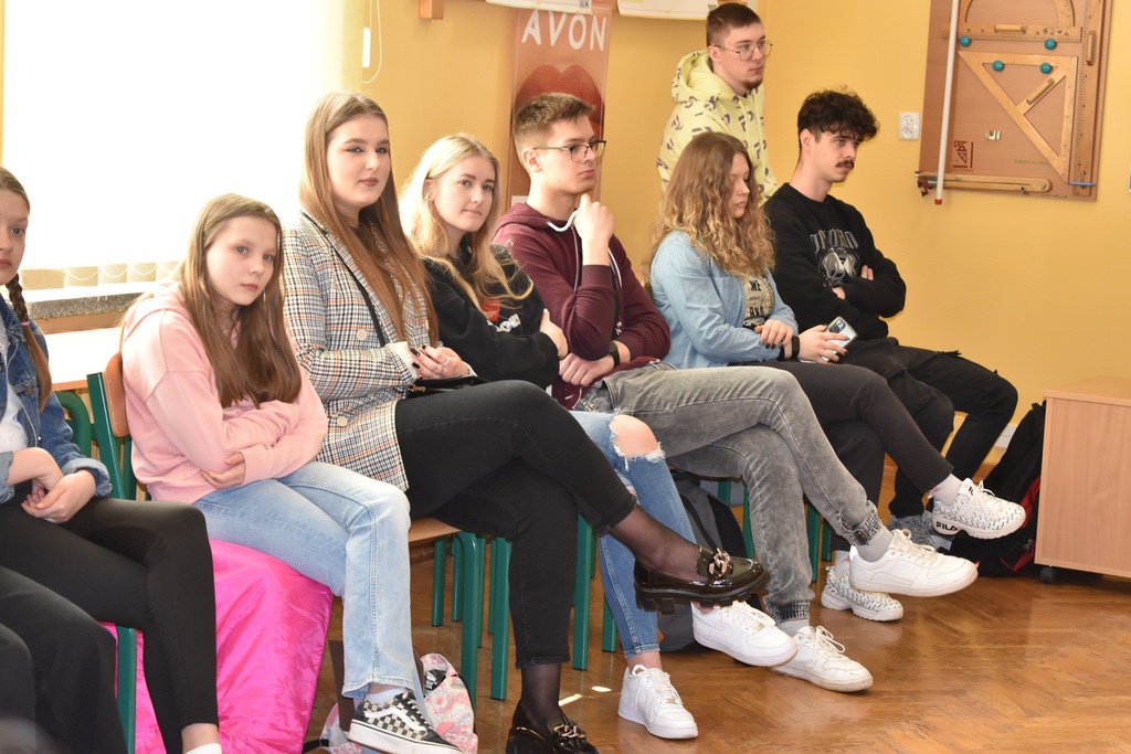 Warsztaty wokalne z Anną Grabowską dla młodzieży z Powiatu - zdjęcie #3 - eOstroleka.pl