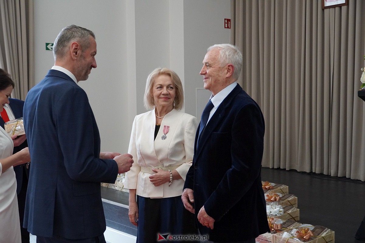 Złote Gody. Jubileusz świętowało ponad 40 par z Ostrołęki [14.04.2023] - zdjęcie #108 - eOstroleka.pl
