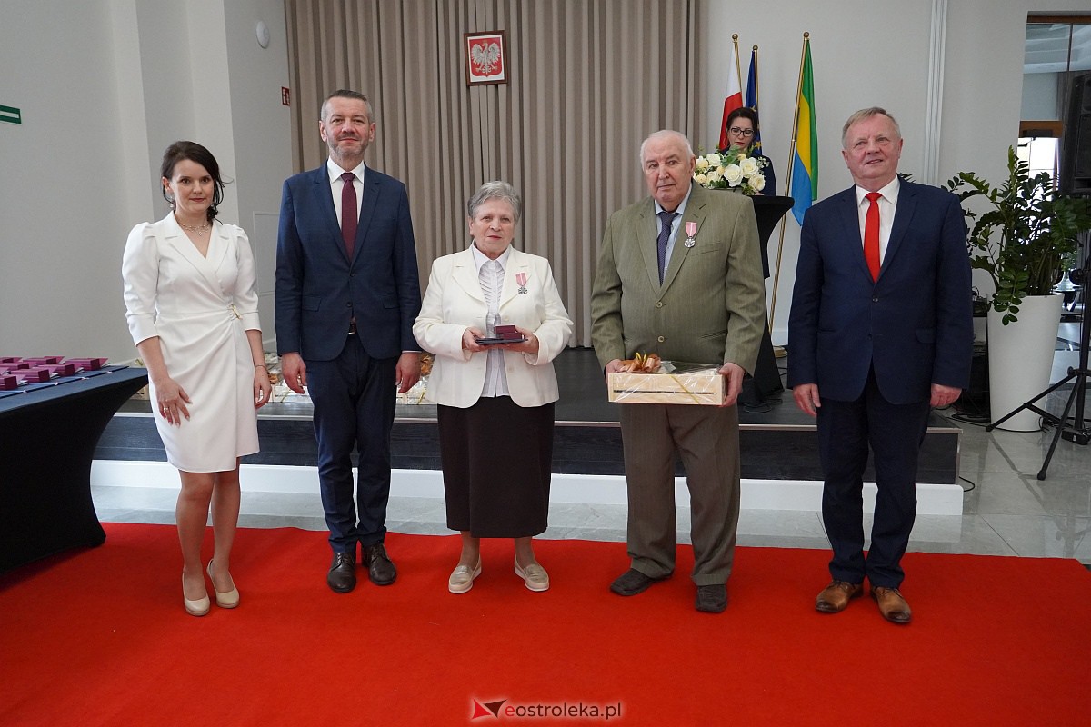 Złote Gody. Jubileusz świętowało ponad 40 par z Ostrołęki [14.04.2023] - zdjęcie #83 - eOstroleka.pl