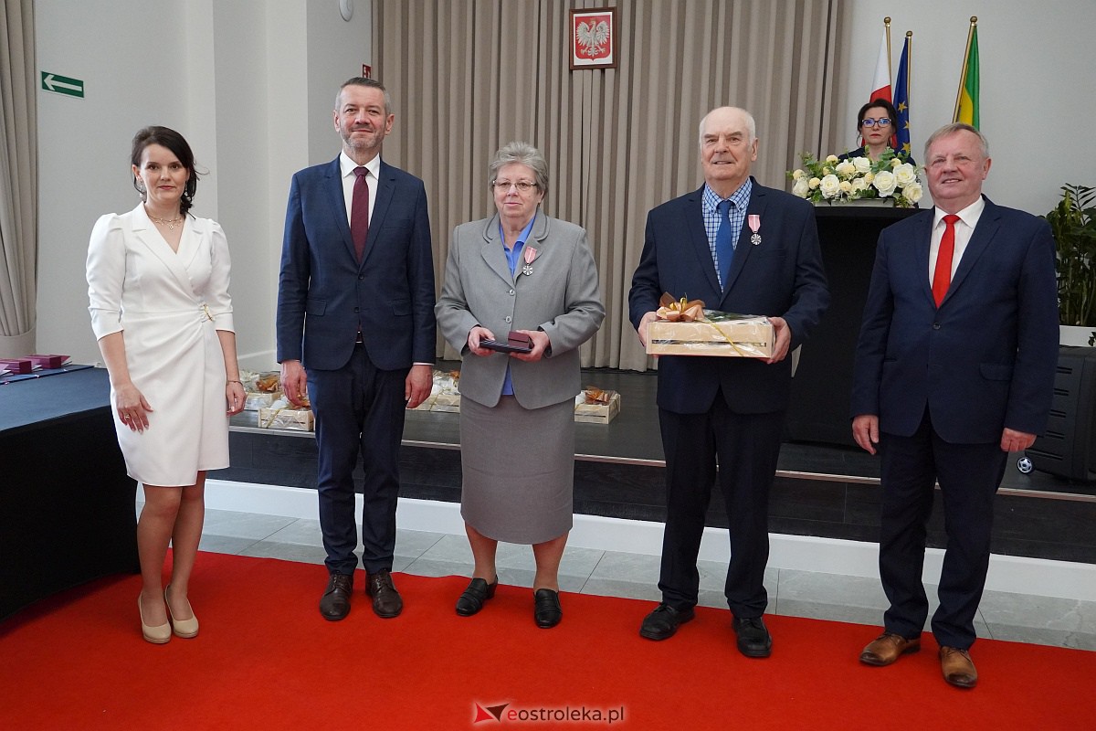 Złote Gody. Jubileusz świętowało ponad 40 par z Ostrołęki [14.04.2023] - zdjęcie #132 - eOstroleka.pl