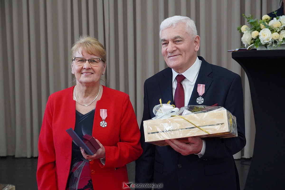 Złote Gody. Jubileusz świętowało ponad 40 par z Ostrołęki [14.04.2023] - zdjęcie #156 - eOstroleka.pl