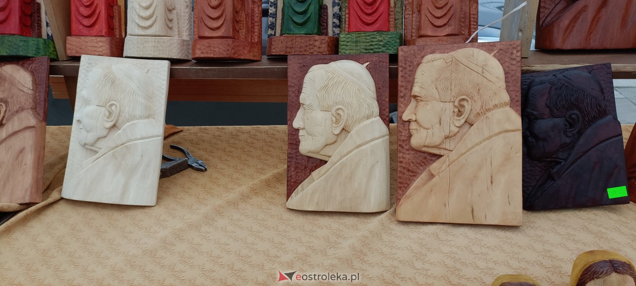 Pchli Targ w Ostrołęce [15.04.2023] - zdjęcie #42 - eOstroleka.pl