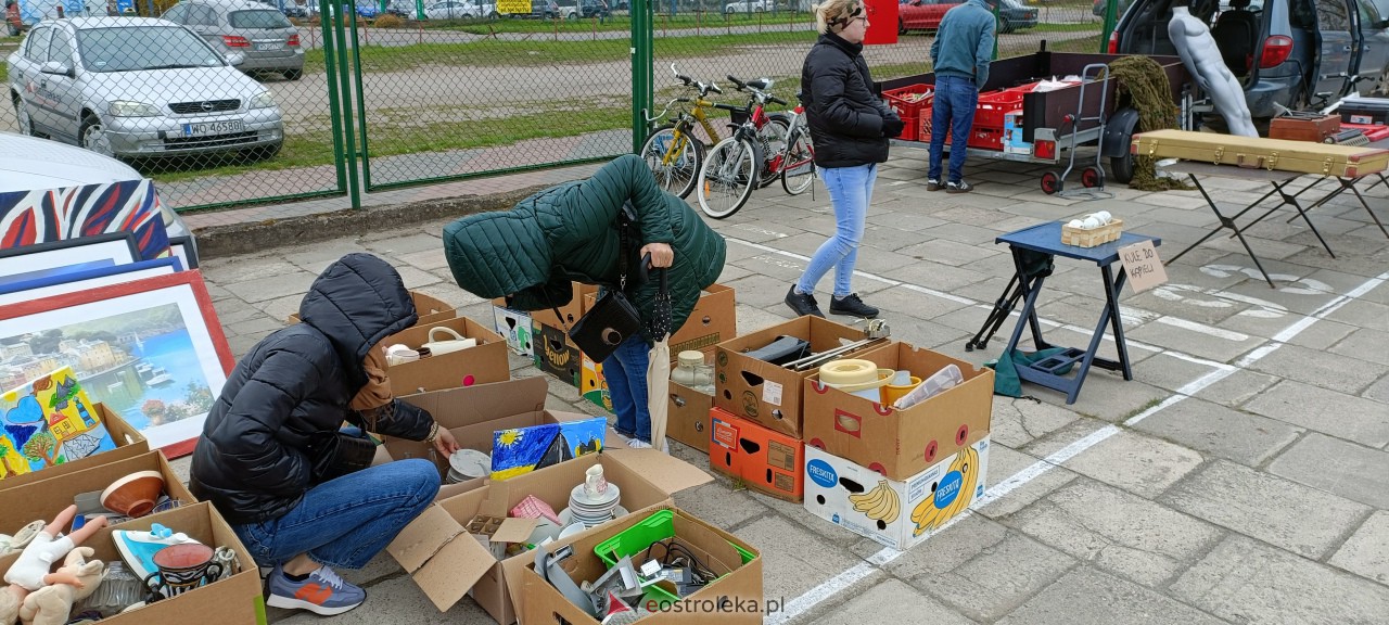 Pchli Targ w Ostrołęce [15.04.2023] - zdjęcie #33 - eOstroleka.pl