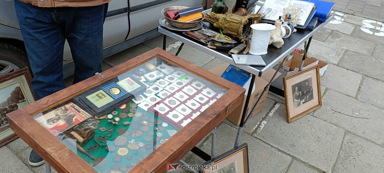 Pchli Targ w Ostrołęce [15.04.2023] - zdjęcie #14 - eOstroleka.pl