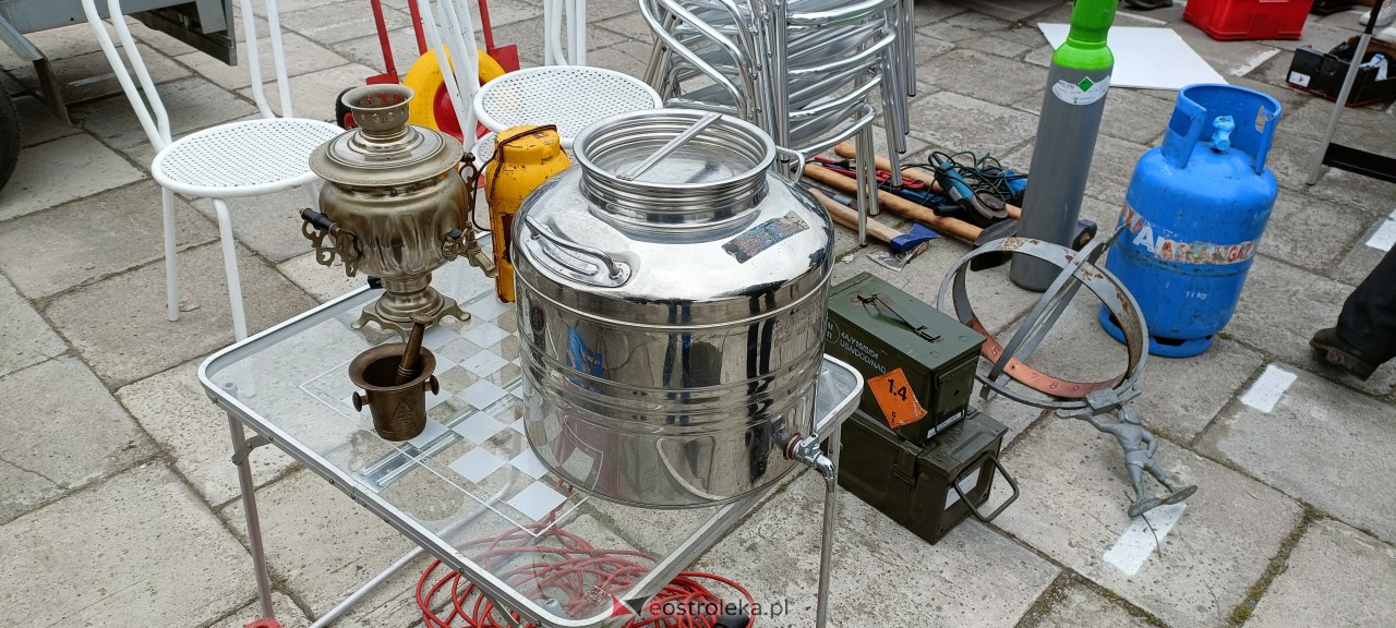 Pchli Targ w Ostrołęce [15.04.2023] - zdjęcie #9 - eOstroleka.pl