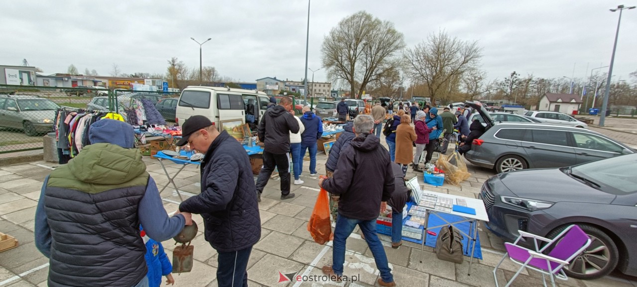 Pchli Targ w Ostrołęce [15.04.2023] - zdjęcie #1 - eOstroleka.pl