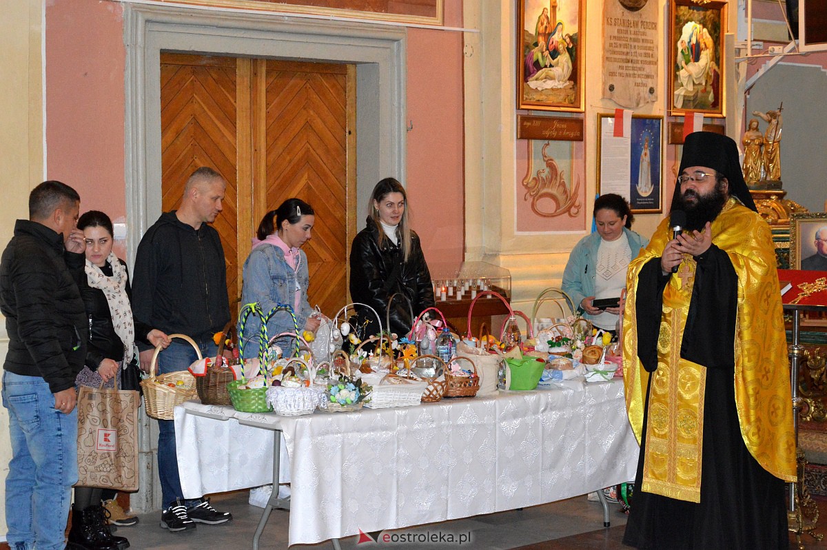 Prawosławne święcenie pokarmów w Klasztorze [15.04.2023] - zdjęcie #3 - eOstroleka.pl