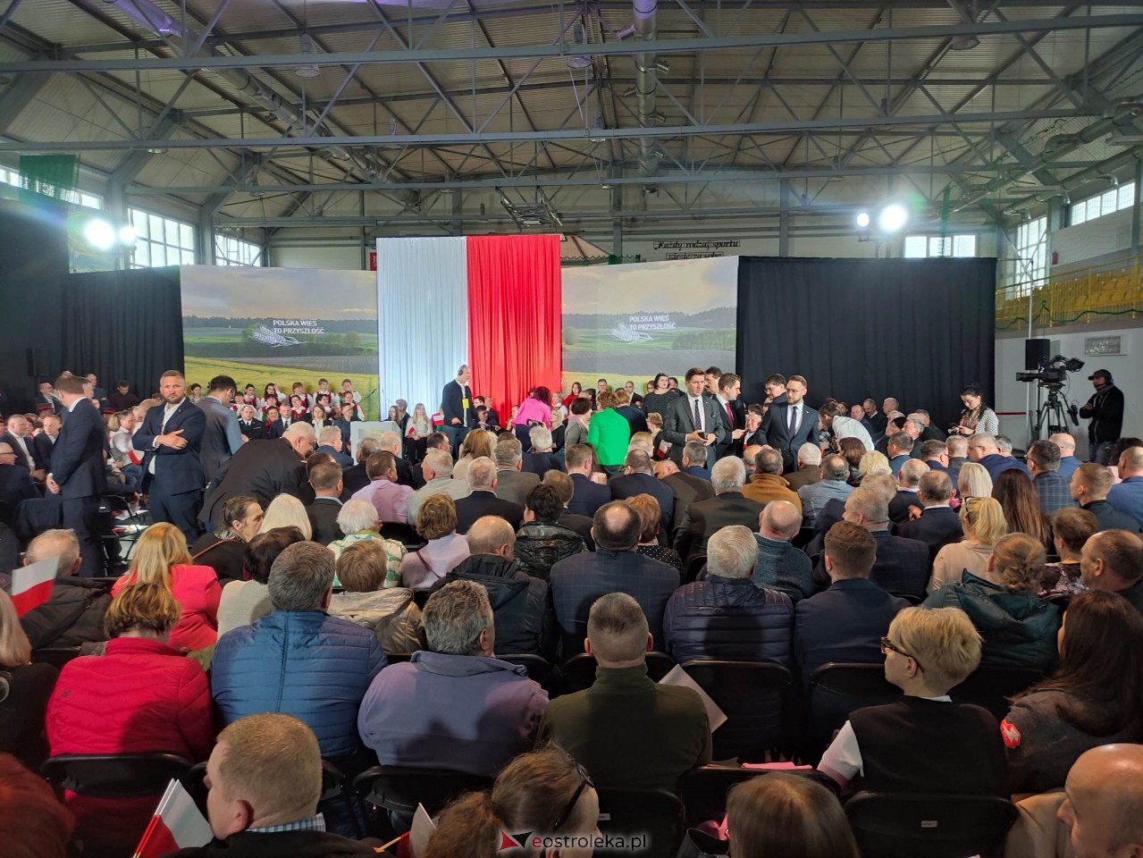 Konwencja PiS Dla Polskiej Wsi. Kaczyński i Morawiecki w Łysych [15.04.2023] - zdjęcie #8 - eOstroleka.pl