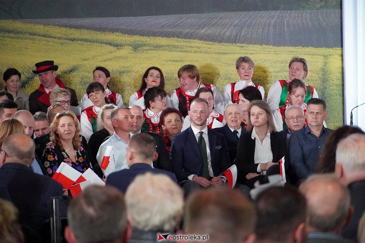Konwencja PiS Dla Polskiej Wsi. Kaczyński i Morawiecki w Łysych [15.04.2023] - zdjęcie #41 - eOstroleka.pl
