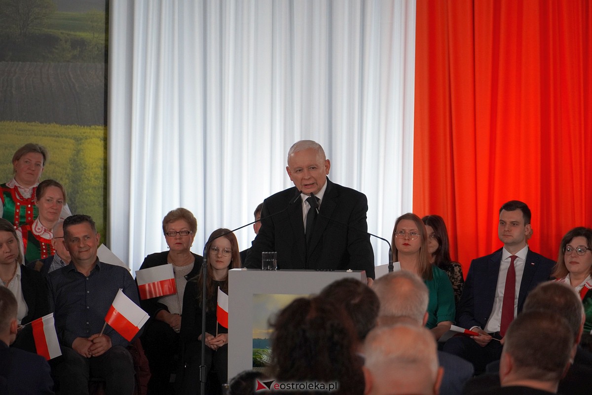 Konwencja PiS Dla Polskiej Wsi. Kaczyński i Morawiecki w Łysych [15.04.2023] - zdjęcie #72 - eOstroleka.pl