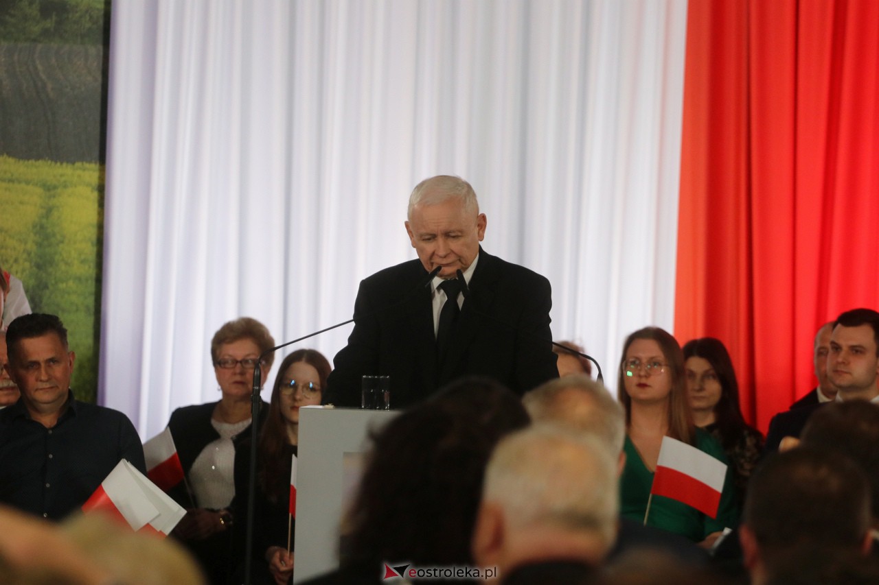 Konwencja PiS Dla Polskiej Wsi. Kaczyński i Morawiecki w Łysych [15.04.2023] - zdjęcie #138 - eOstroleka.pl