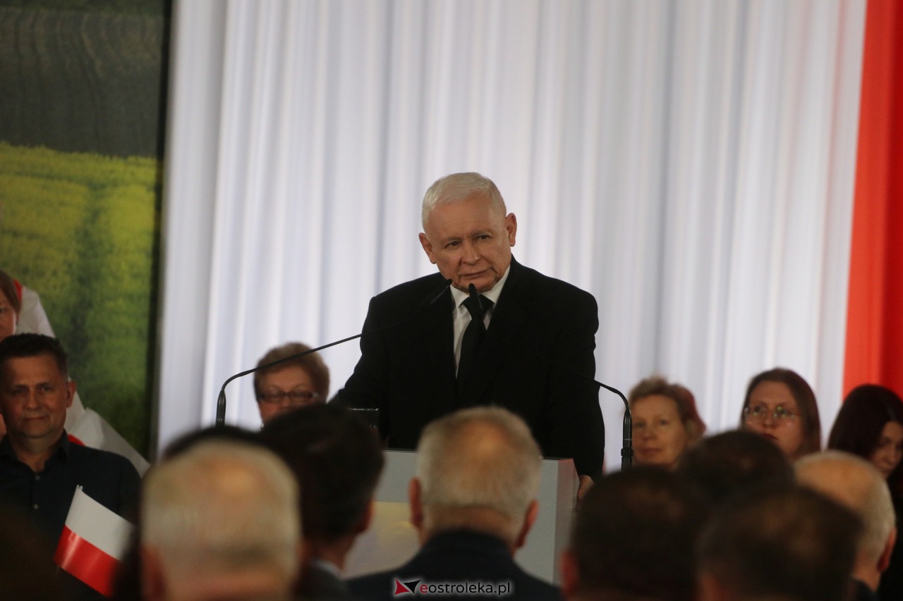 Konwencja PiS Dla Polskiej Wsi. Kaczyński i Morawiecki w Łysych [15.04.2023] - zdjęcie #148 - eOstroleka.pl