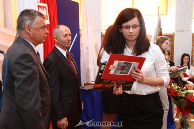 Zakończenie roku szkolnego II LO 29.04.2011 - zdjęcie #20 - eOstroleka.pl