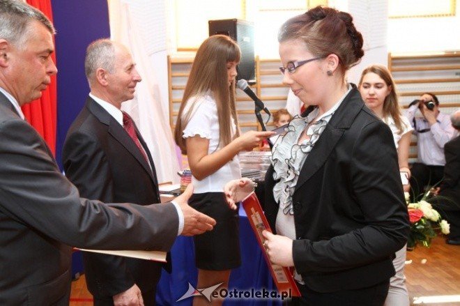 Zakończenie roku szkolnego II LO 29.04.2011 - zdjęcie #10 - eOstroleka.pl