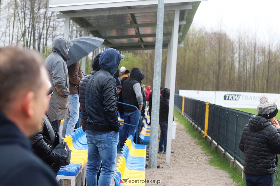 KS CK Troszyn - Hutnik Warszawa [15.04.2023] - zdjęcie #10 - eOstroleka.pl
