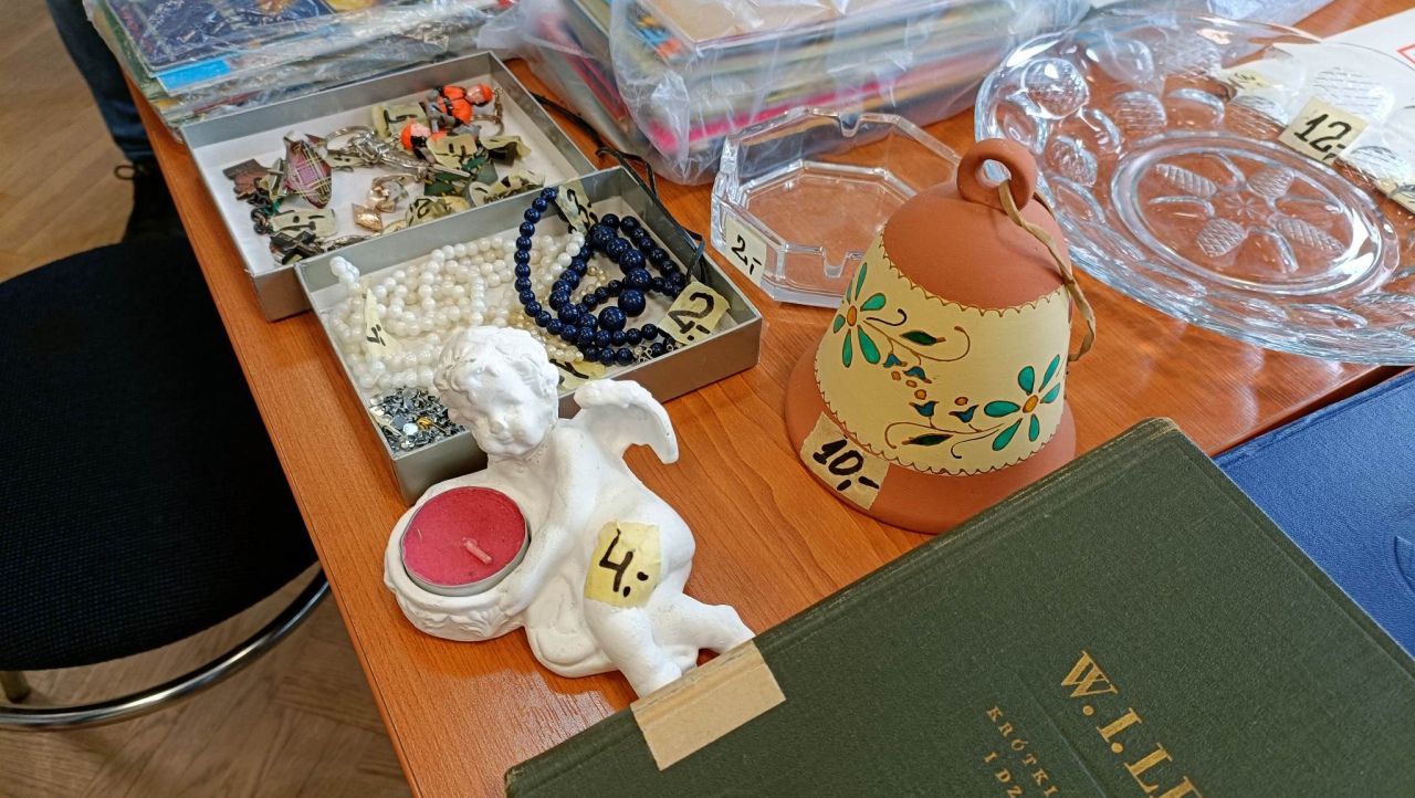 Giełda kolekcjonerska w Klubie Lokator [16.04.2023] - zdjęcie #19 - eOstroleka.pl