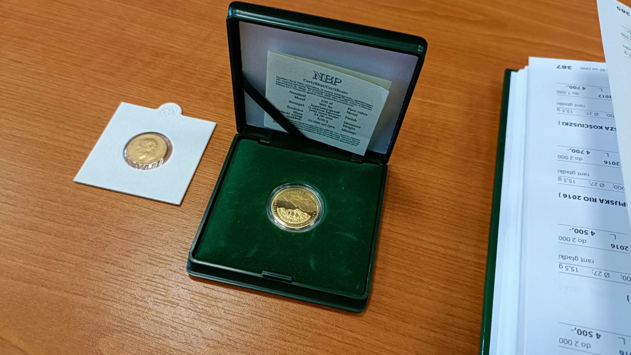 Giełda kolekcjonerska w Klubie Lokator [16.04.2023] - zdjęcie #15 - eOstroleka.pl