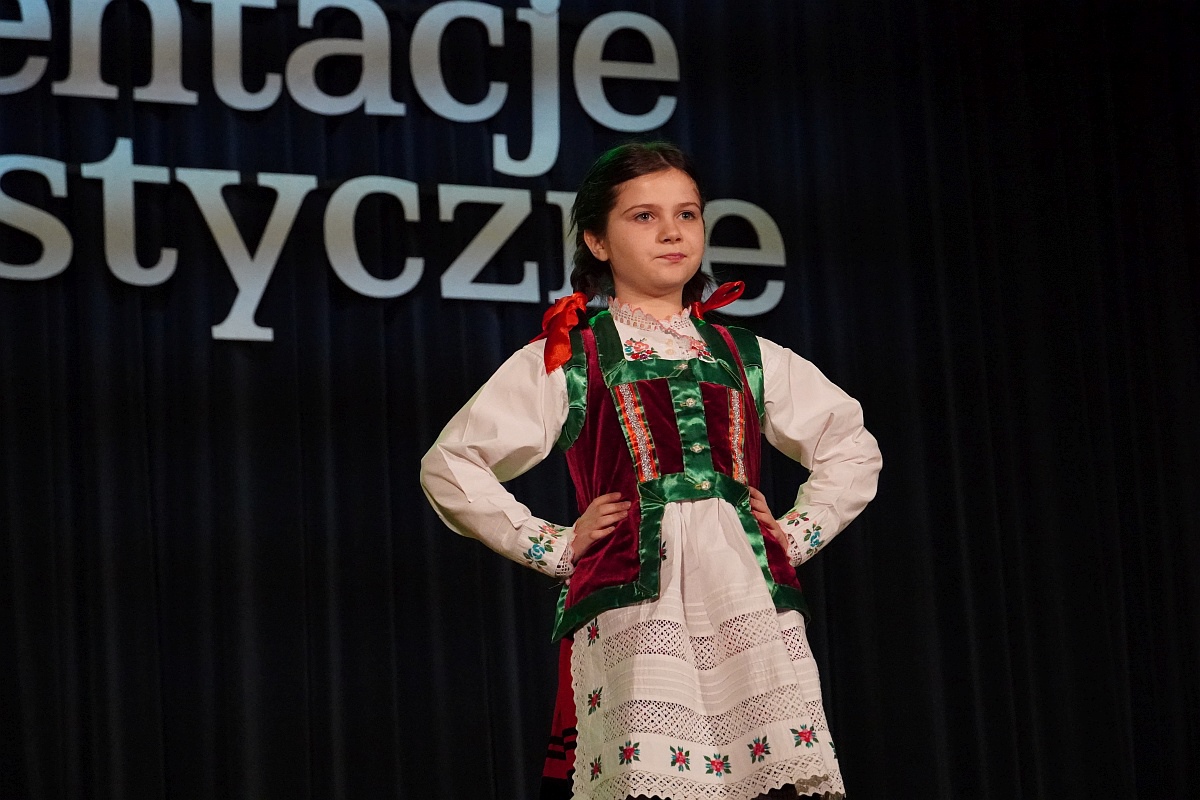 39. Kurpiowskie Prezentacje Artystyczne [16.04.2023] - zdjęcie #108 - eOstroleka.pl