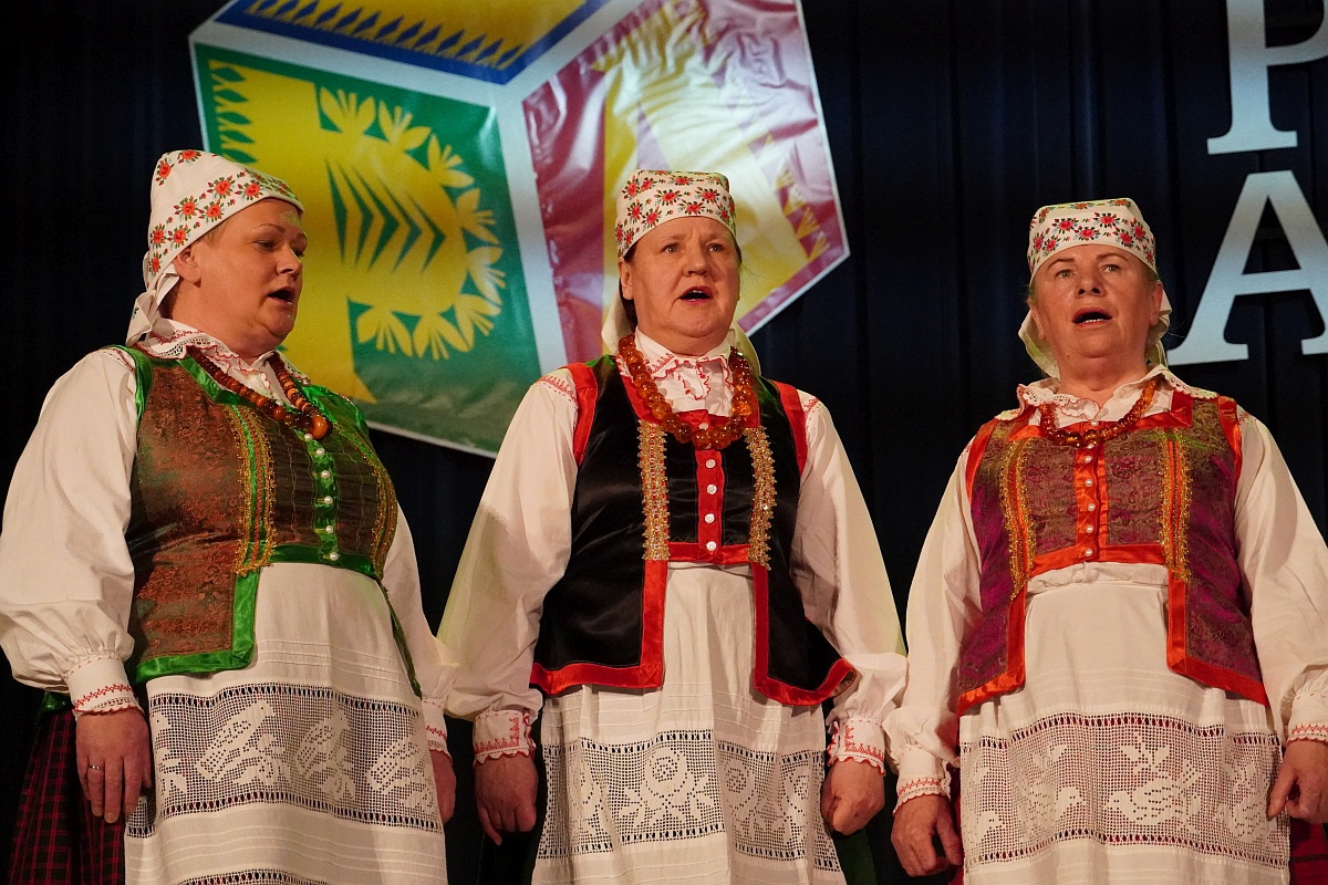 39. Kurpiowskie Prezentacje Artystyczne [16.04.2023] - zdjęcie #90 - eOstroleka.pl