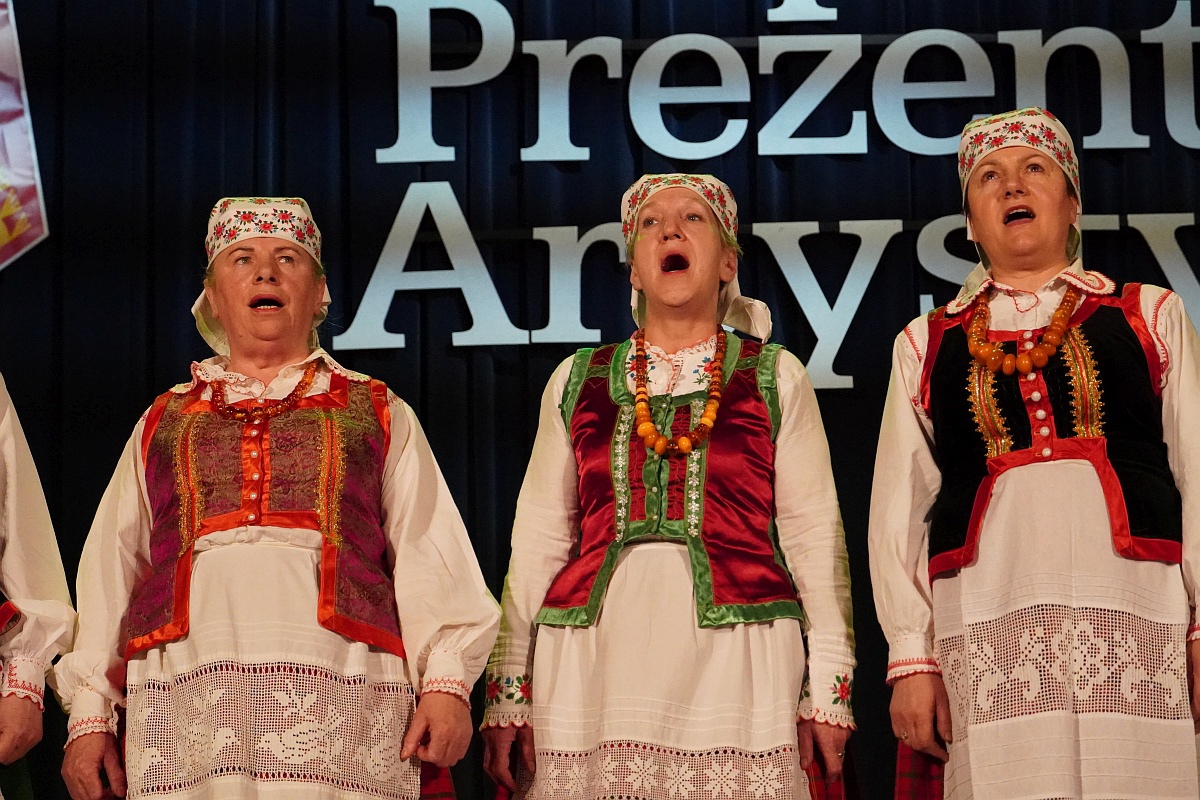 39. Kurpiowskie Prezentacje Artystyczne [16.04.2023] - zdjęcie #89 - eOstroleka.pl