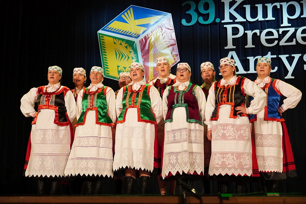 39. Kurpiowskie Prezentacje Artystyczne [16.04.2023] - zdjęcie #80 - eOstroleka.pl