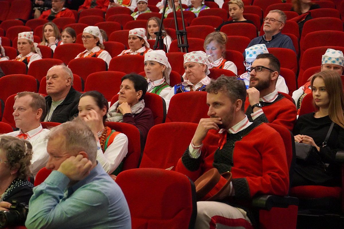 39. Kurpiowskie Prezentacje Artystyczne [16.04.2023] - zdjęcie #60 - eOstroleka.pl