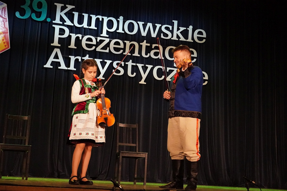39. Kurpiowskie Prezentacje Artystyczne [16.04.2023] - zdjęcie #37 - eOstroleka.pl