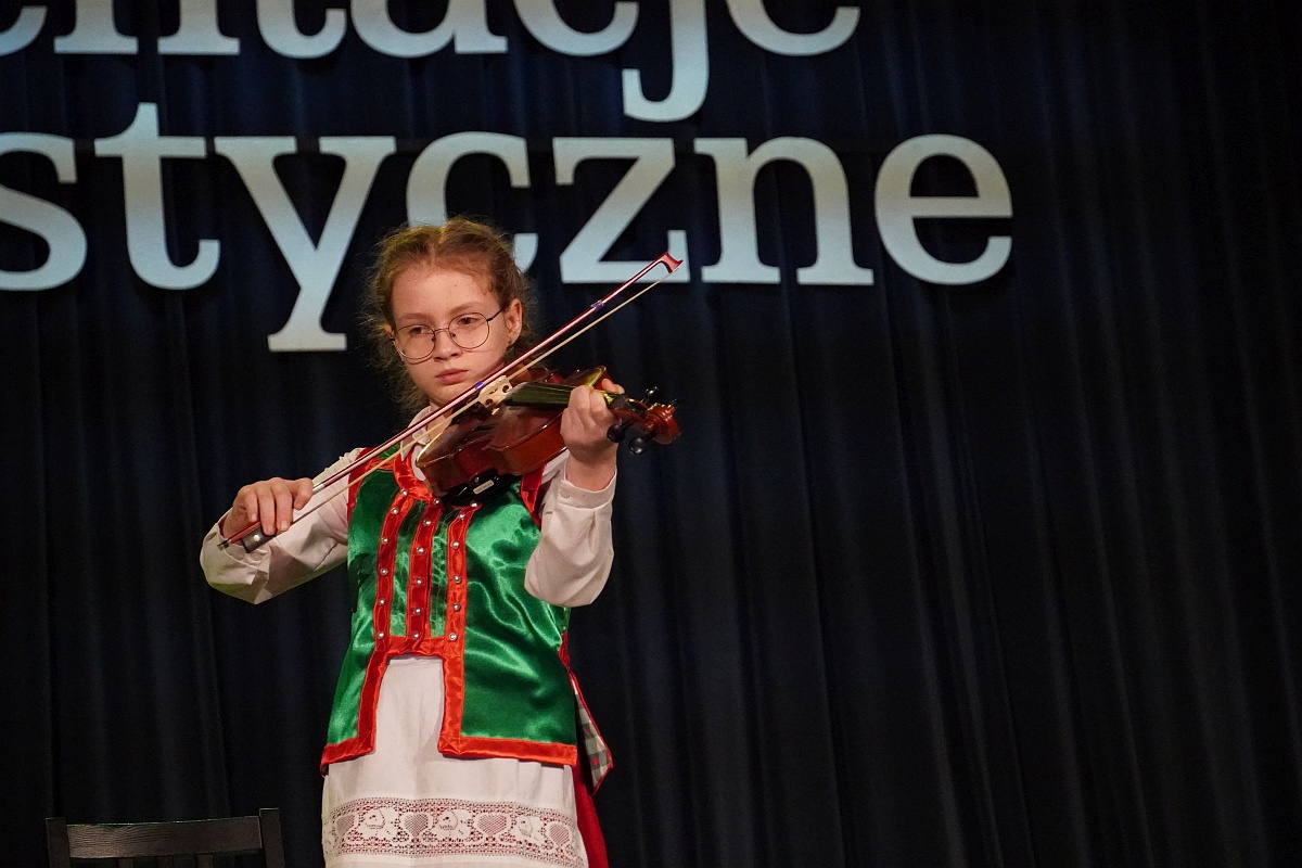 39. Kurpiowskie Prezentacje Artystyczne [16.04.2023] - zdjęcie #26 - eOstroleka.pl