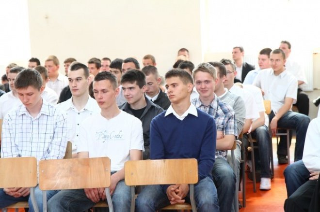 Zakończenie roku ZSZ nr 1(29.04.2011) - zdjęcie #16 - eOstroleka.pl