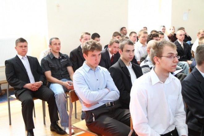 Zakończenie roku ZSZ nr 1(29.04.2011) - zdjęcie #13 - eOstroleka.pl