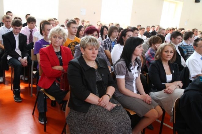 Zakończenie roku ZSZ nr 1(29.04.2011) - zdjęcie #7 - eOstroleka.pl
