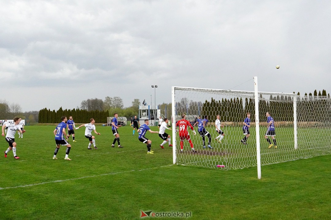 KS CK Troszyn - Legia II Warszawa [19.04.2023] - zdjęcie #70 - eOstroleka.pl