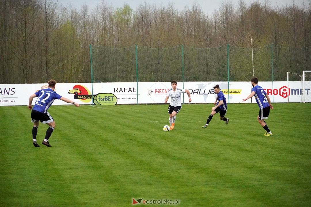 KS CK Troszyn - Legia II Warszawa [19.04.2023] - zdjęcie #52 - eOstroleka.pl