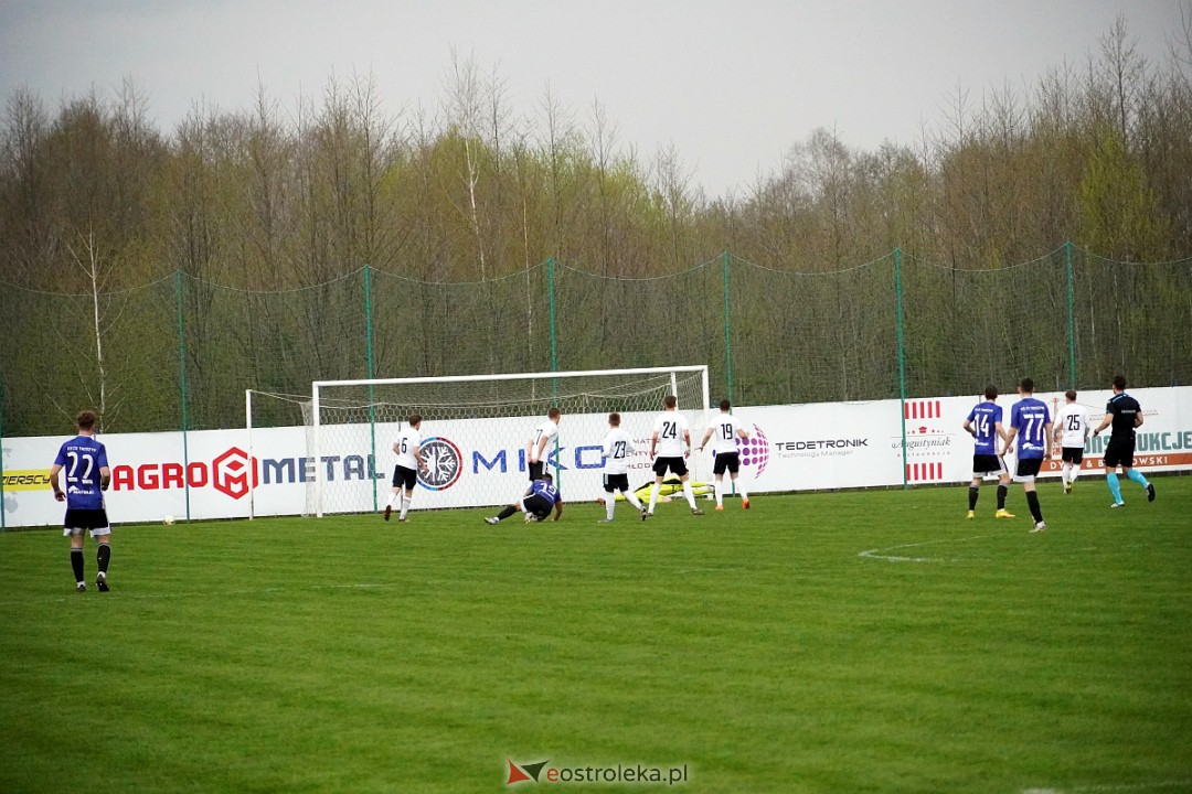 KS CK Troszyn - Legia II Warszawa [19.04.2023] - zdjęcie #42 - eOstroleka.pl