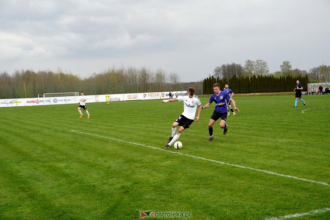 KS CK Troszyn - Legia II Warszawa [19.04.2023] - zdjęcie #24 - eOstroleka.pl