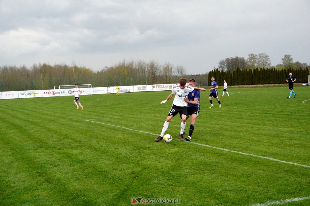 KS CK Troszyn - Legia II Warszawa [19.04.2023] - zdjęcie #23 - eOstroleka.pl