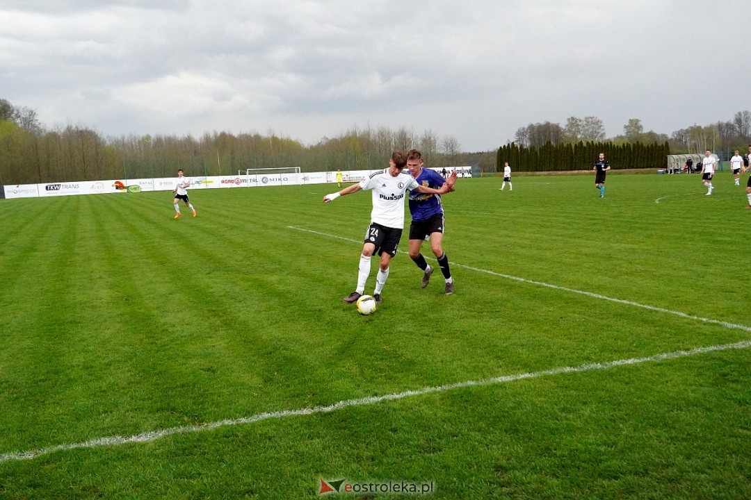 KS CK Troszyn - Legia II Warszawa [19.04.2023] - zdjęcie #21 - eOstroleka.pl