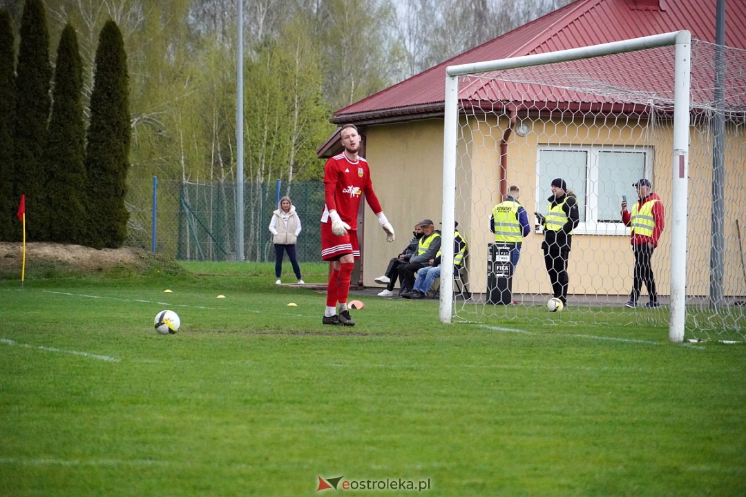 KS CK Troszyn - Legia II Warszawa [19.04.2023] - zdjęcie #13 - eOstroleka.pl